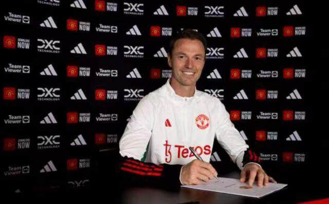 1693611064883012896.jpg 1441c601e4c56a32020d55133d8da41.jpg