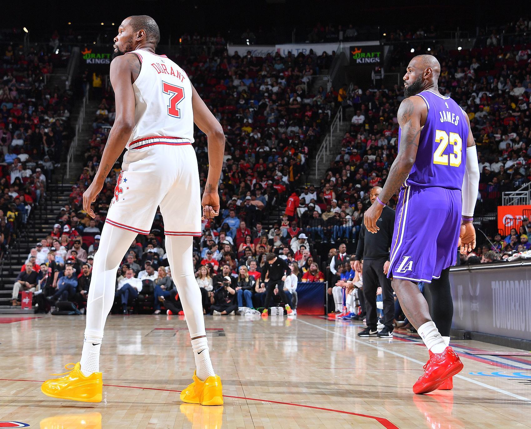 开云APP-火箭战胜灰熊 常规赛完美收官 火箭的收官战中有哪些收获